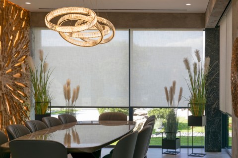 motorized-shades-that-protect-your-home-automatically